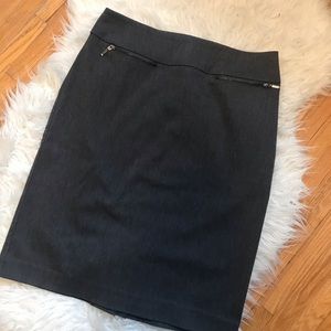 Reitmans pencil skirt size 5